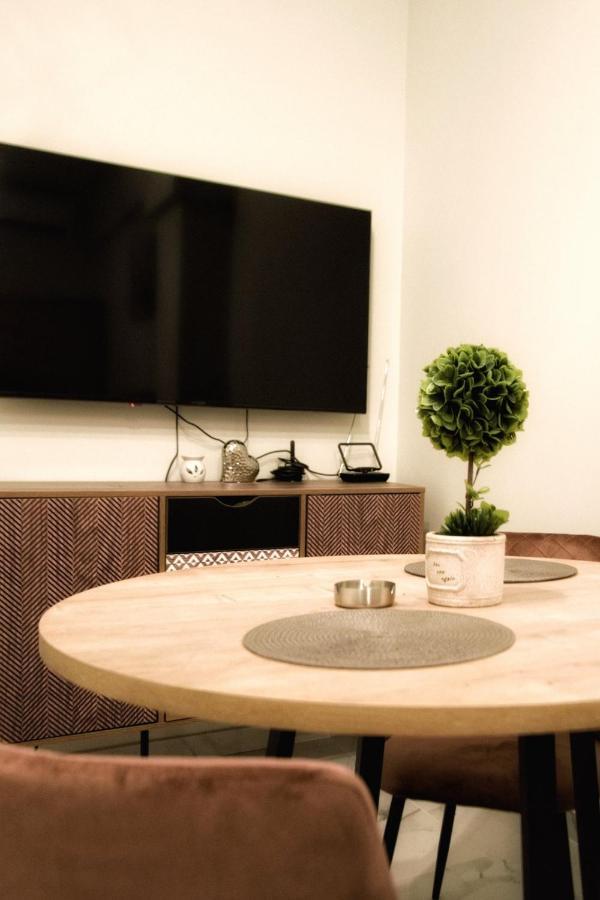 Dionisooss Apartment Athens Exterior photo